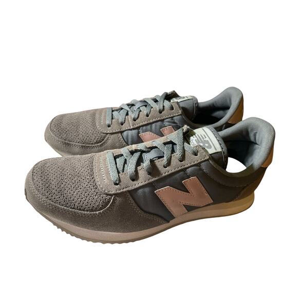 New Balace Shoes - New Balance Sneakers Women’s Size: 6  Gray Pink Suede Running Shoes